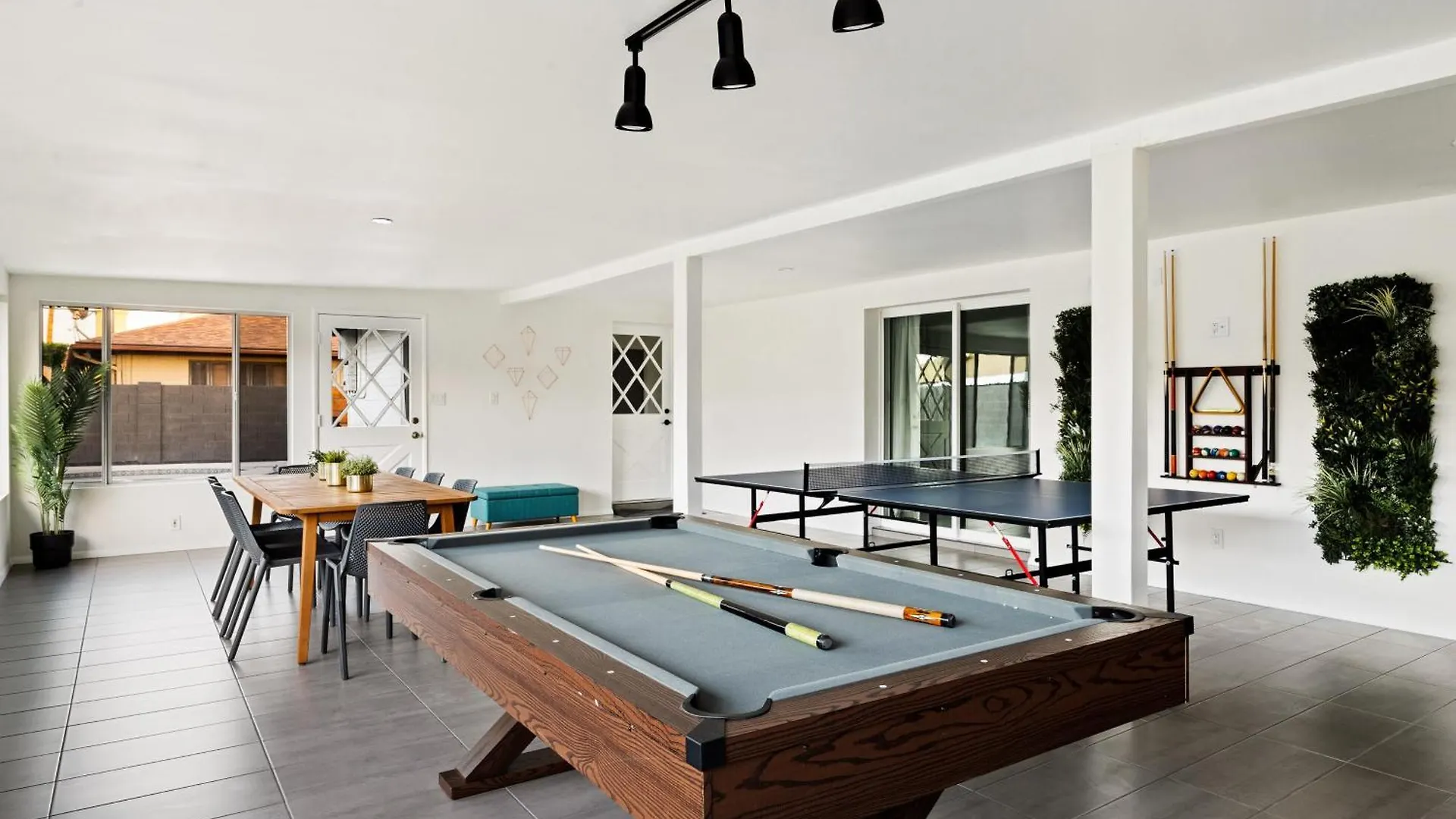 Mid-Century Modern Scottsdale Home W Heated Pool 0*,